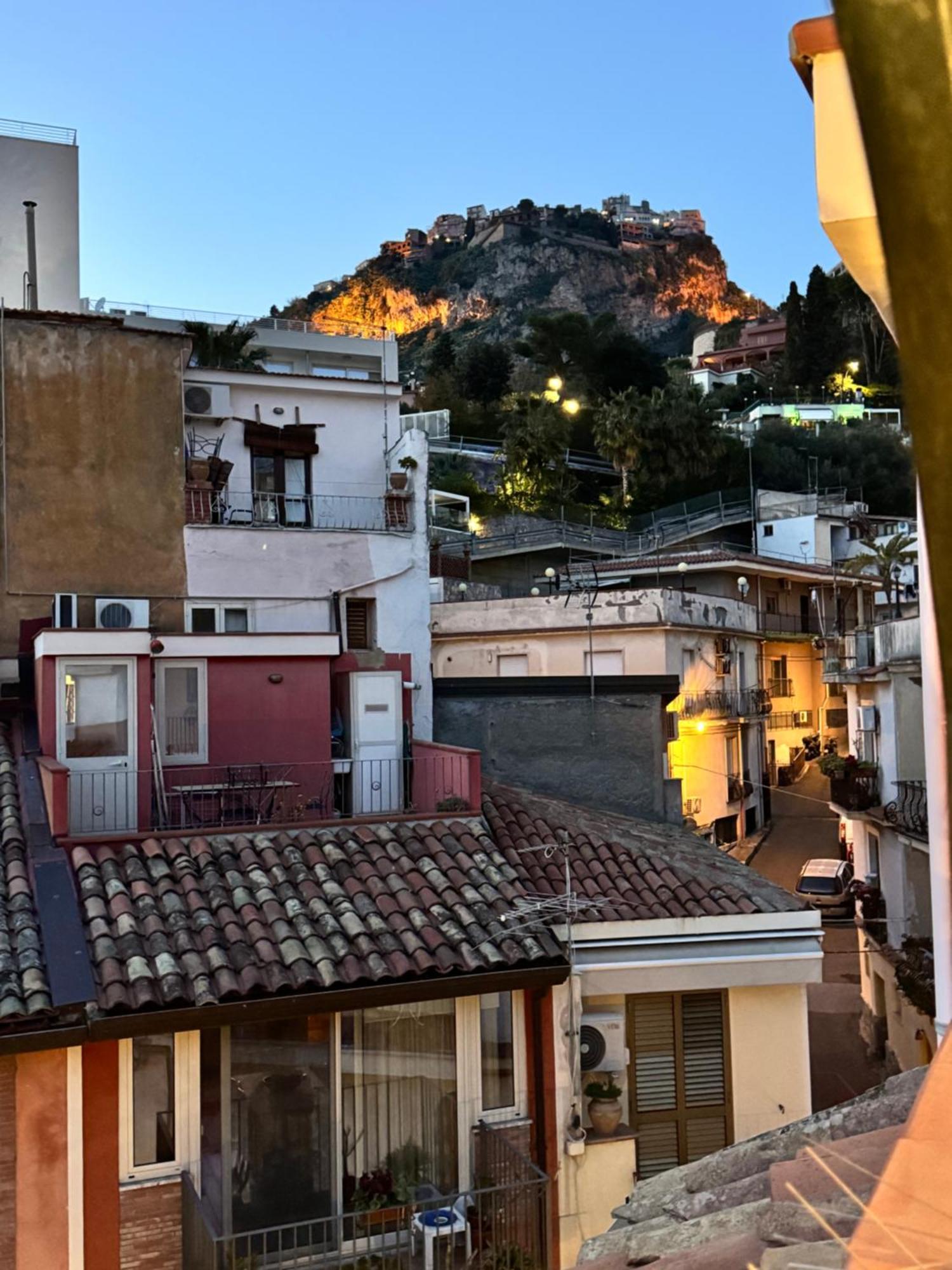 Stay In Center Tao Apartments Taormina Dış mekan fotoğraf