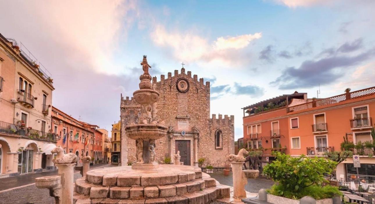 Stay In Center Tao Apartments Taormina Dış mekan fotoğraf